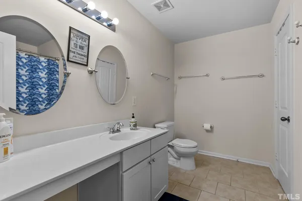 $1,895 | 236 Duck Mill Circle, Cary, NC 27519