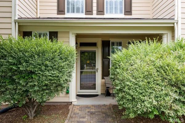 $1,895 | 236 Duck Mill Circle, Cary, NC 27519