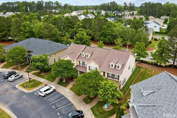 $1,895 | 236 Duck Mill Circle, Cary, NC 27519