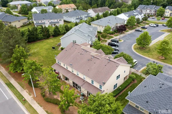 $1,895 | 236 Duck Mill Circle, Cary, NC 27519