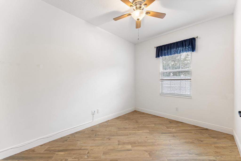 180 Freeport Drive Jupiter, FL 33458 - Photo 44 of 62 Bedroom 3