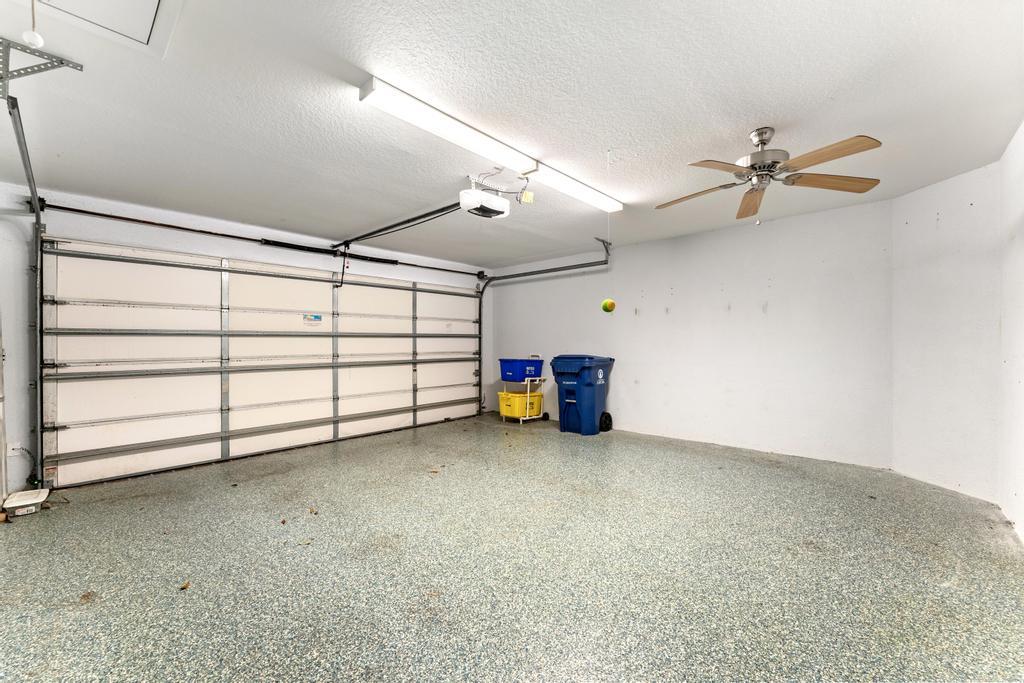 180 Freeport Drive Jupiter, FL 33458 - Photo 46 of 62 Garage