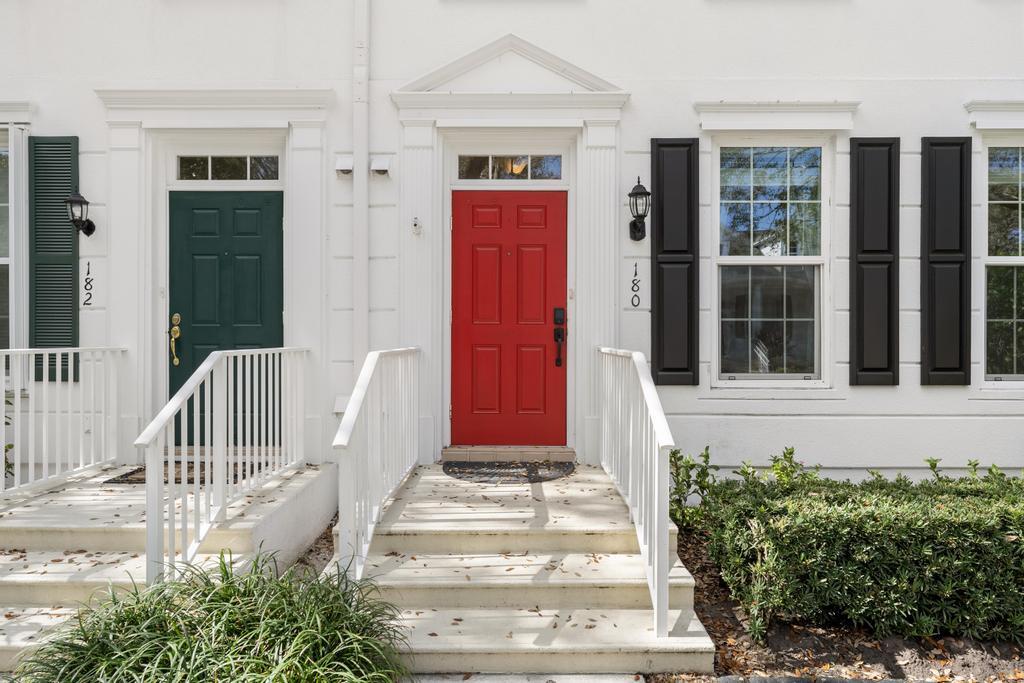 180 Freeport Drive Jupiter, FL 33458 - Photo 5 of 62 180 Freeport Drive