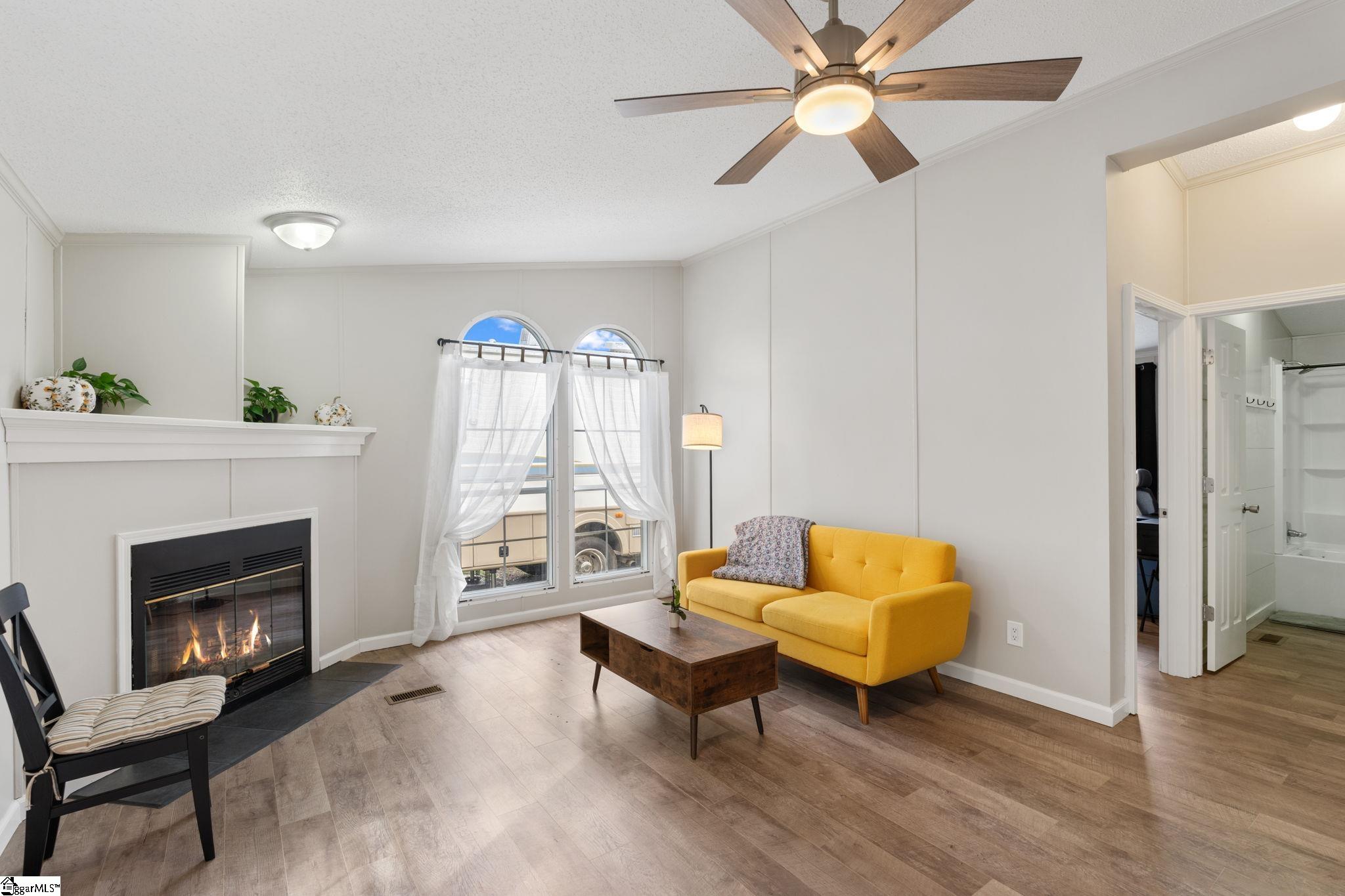 130 Kentmont Lane Greer, SC 29651 - Photo 11 of 35