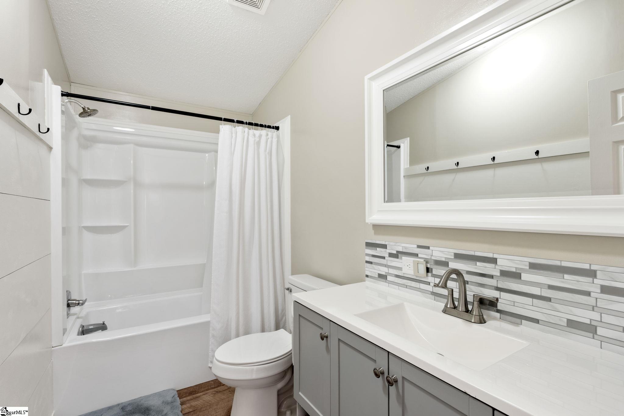 130 Kentmont Lane Greer, SC 29651 - Photo 25 of 35