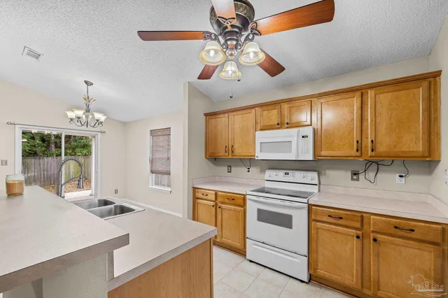 $270,000 | 2517 Gulf Breeze Avenue, Pensacola, FL 32507