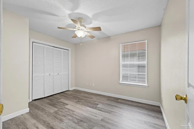 $270,000 | 2517 Gulf Breeze Avenue, Pensacola, FL 32507