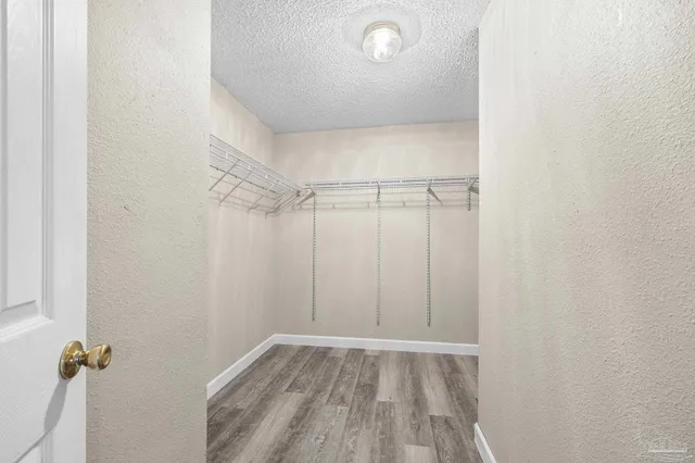 $270,000 | 2517 Gulf Breeze Avenue, Pensacola, FL 32507