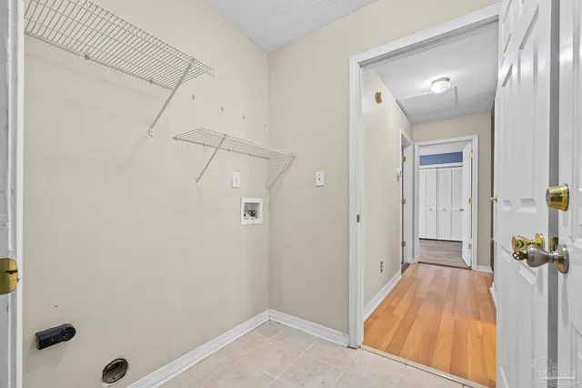 $270,000 | 2517 Gulf Breeze Avenue, Pensacola, FL 32507