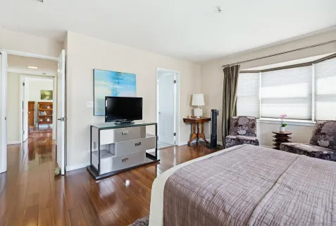 $699,999 | 180 Date Avenue, Imperial Beach, CA 91932