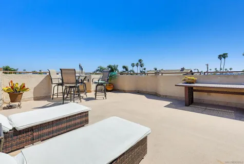 $699,999 | 180 Date Avenue, Imperial Beach, CA 91932