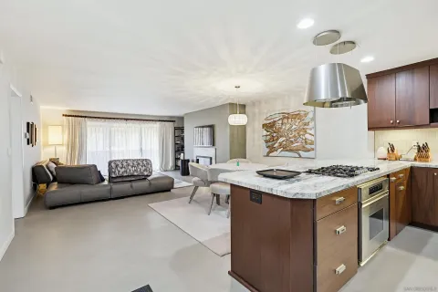 $699,999 | 180 Date Avenue, Imperial Beach, CA 91932
