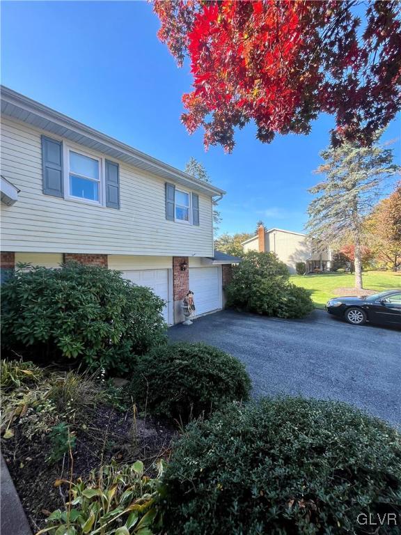 2934 Fornance Road Bethlehem, PA 18020 - Photo 3 of 42 Gallery Image 3