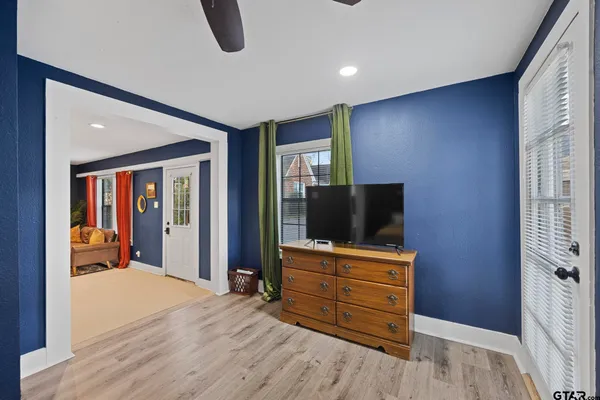 $1,350 | 321 West 3rd Street, Tyler, TX 75701