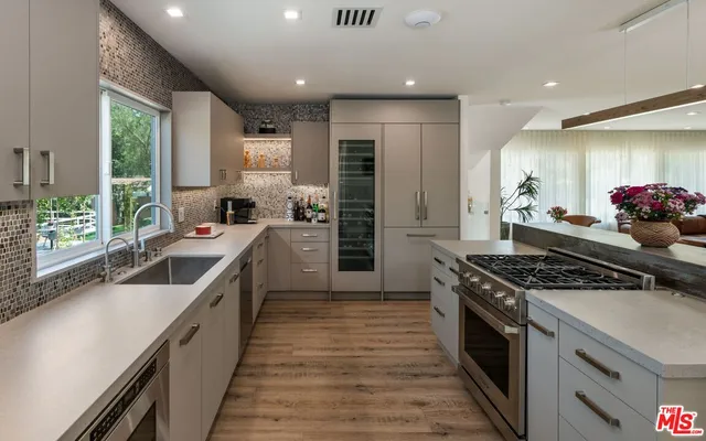 $3,295,000 | 10555 Art Street, Shadow Hills, CA 91040