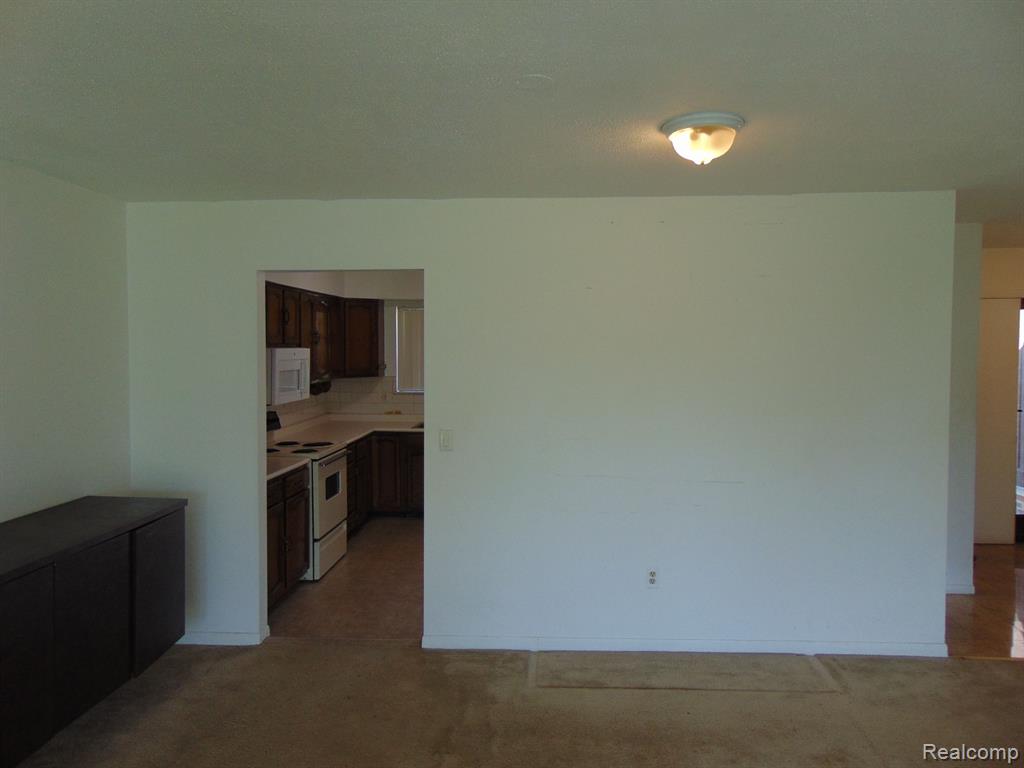 26230 Inkster Road Southfield, MI 48033 - Photo 11 of 33 Gallery Image 11