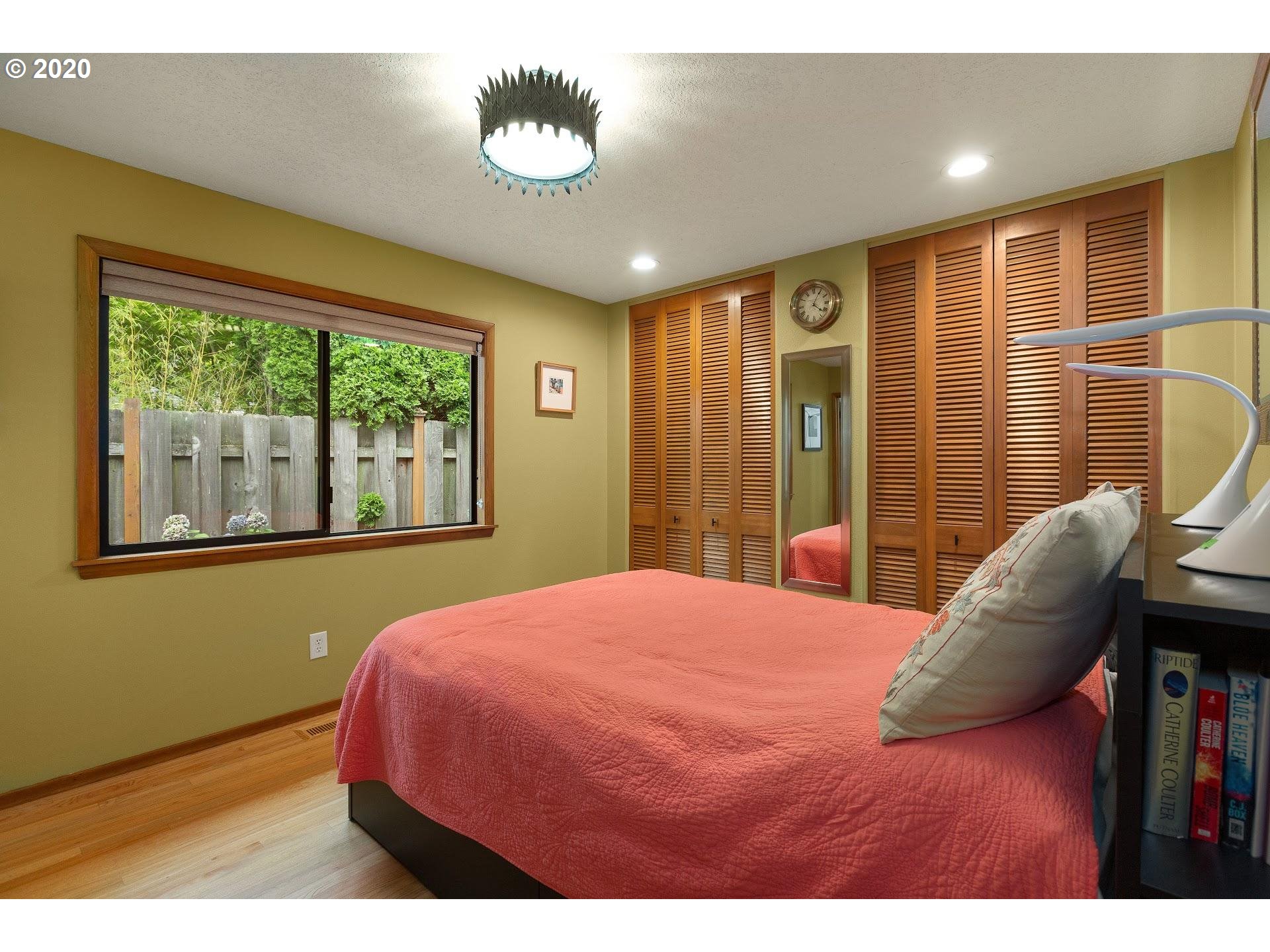 3333 Southwest Ridge Drive Portland, OR 97219 - Photo 15 of 21 Gallery Image 15