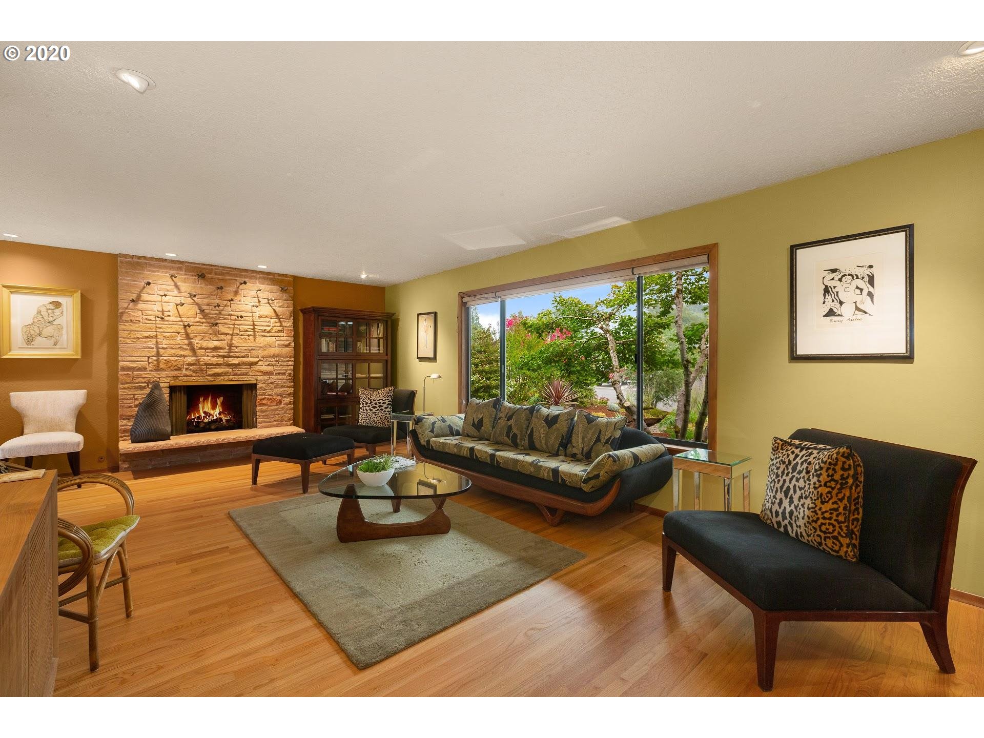 3333 Southwest Ridge Drive Portland, OR 97219 - Photo 3 of 21 Gallery Image 3