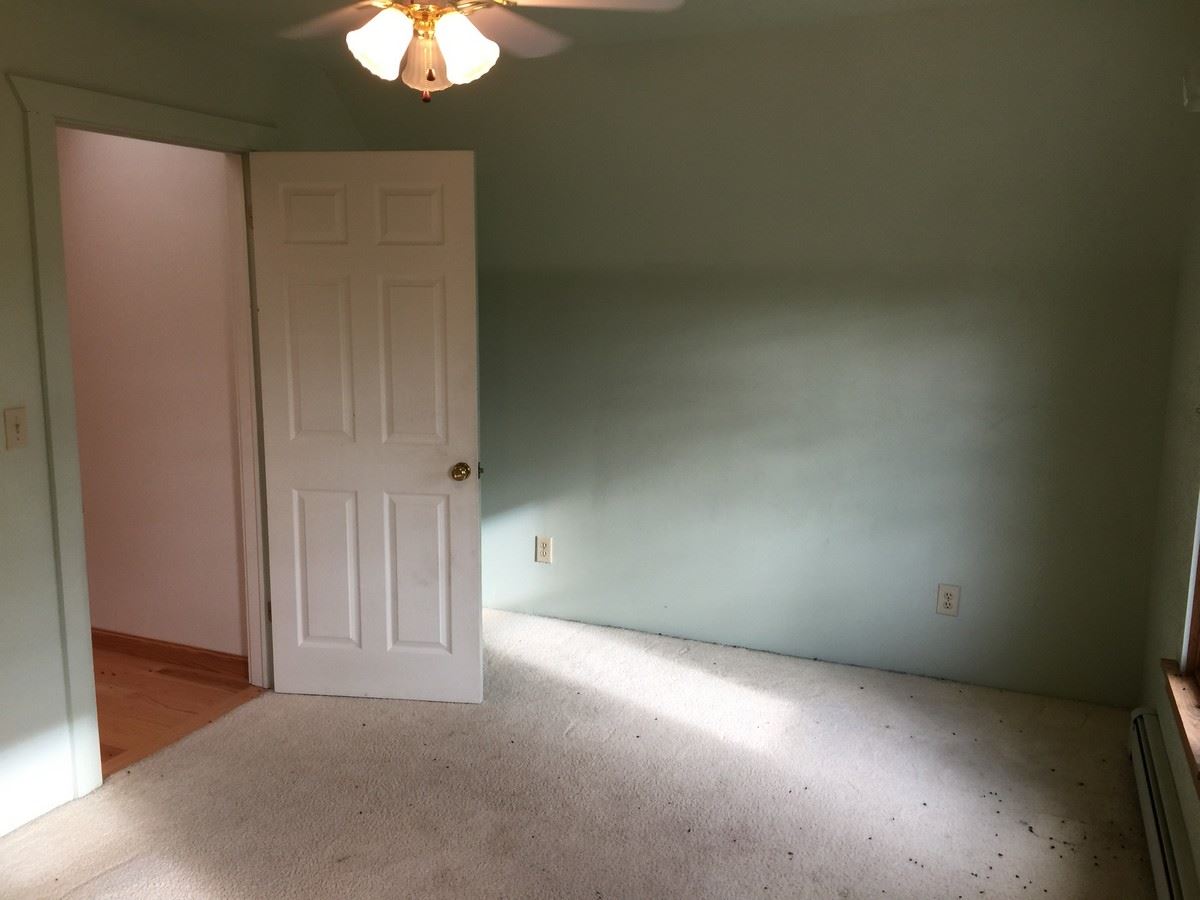 423 Marion Center Road Charlevoix, MI 49720 - Photo 22 of 35 1825358-25.JPG