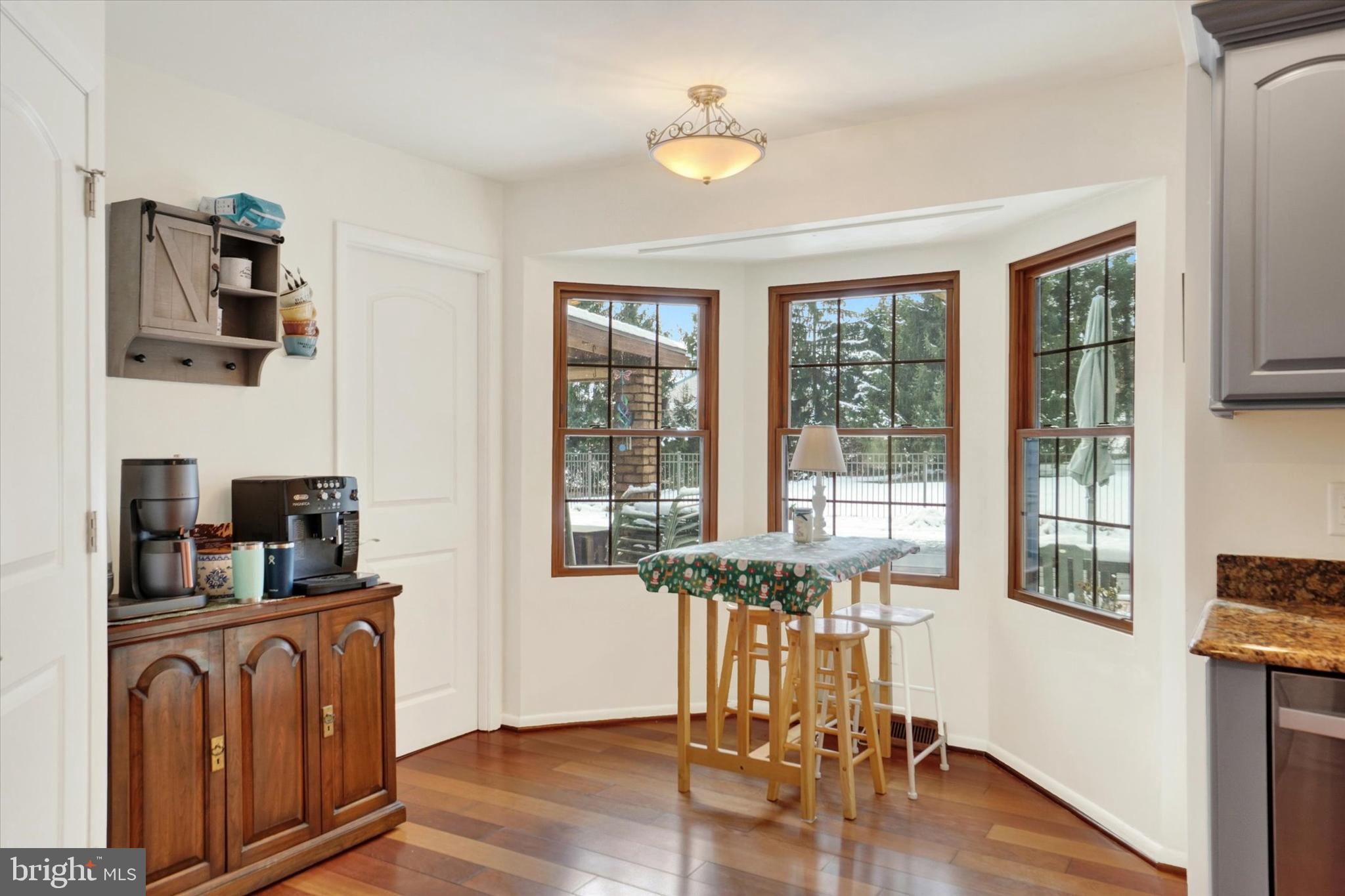 2350 Sutton Road York, PA 17403 - Photo 12 of 37 a living room with furniture and a window