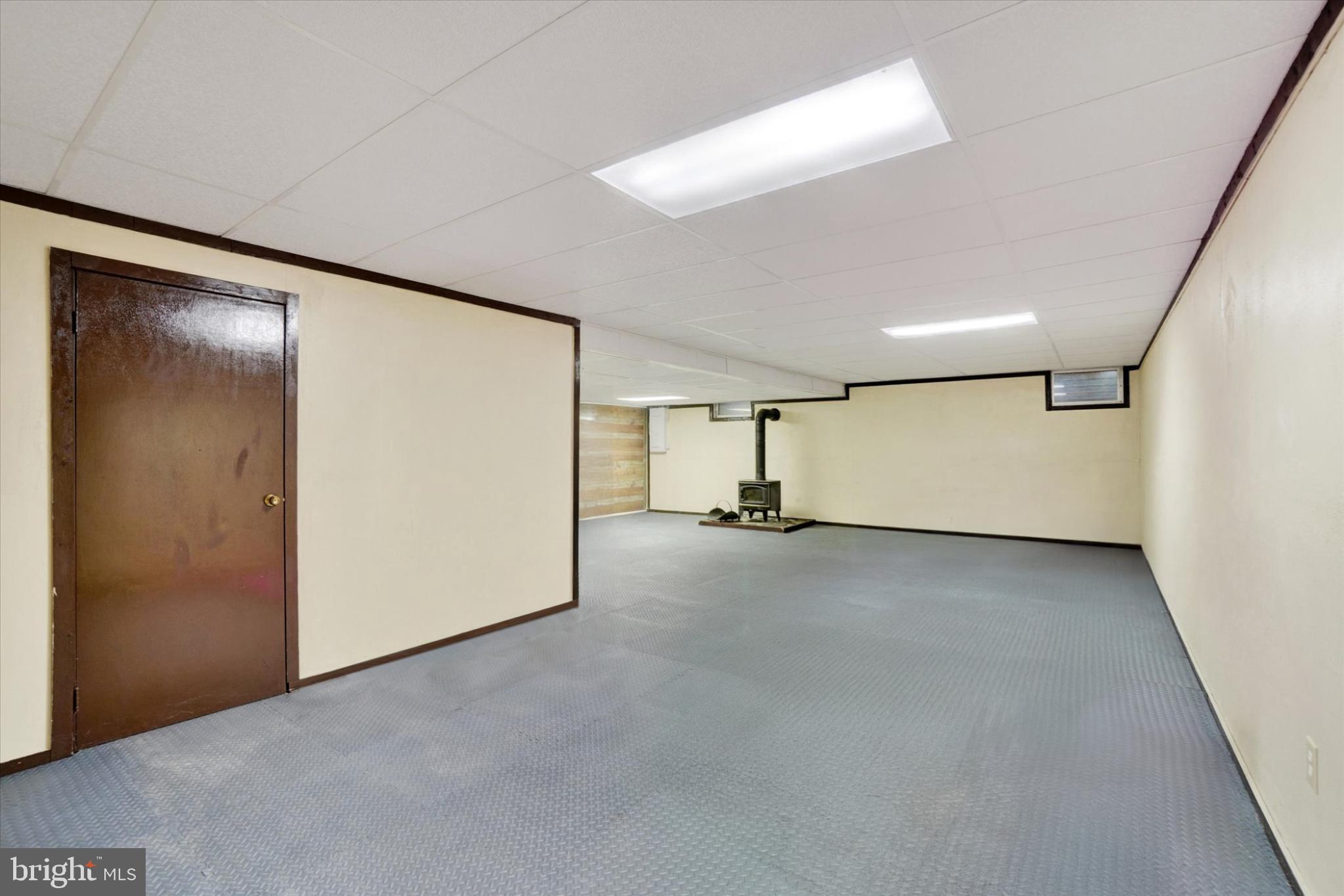 2350 Sutton Road York, PA 17403 - Photo 23 of 37 a view of an empty room