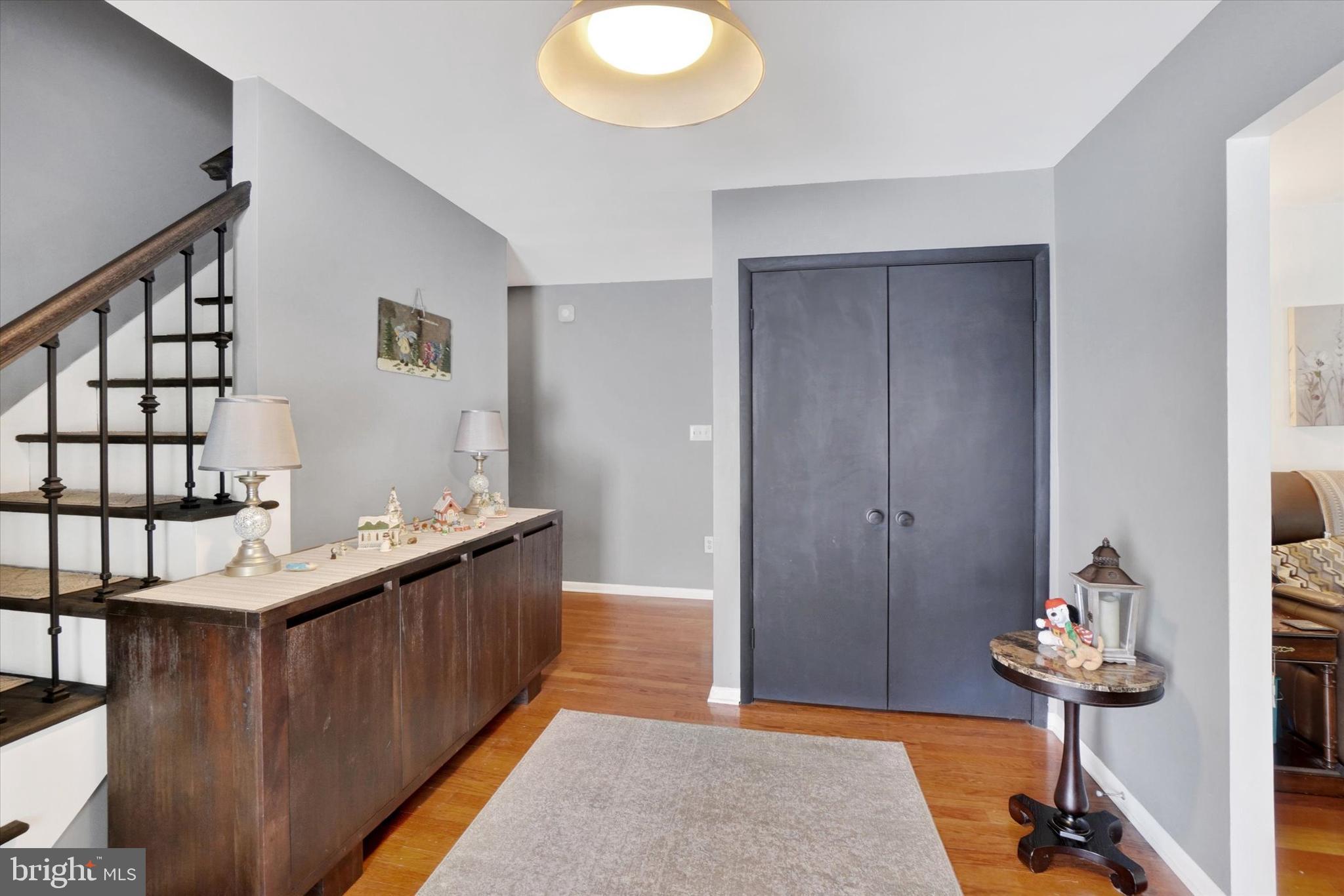 2350 Sutton Road York, PA 17403 - Photo 4 of 37