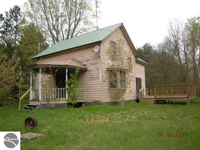 5343 Golden Road Southeast Kalkaska, MI 49646 - Photo 2 of 17 1723276-1.JPG