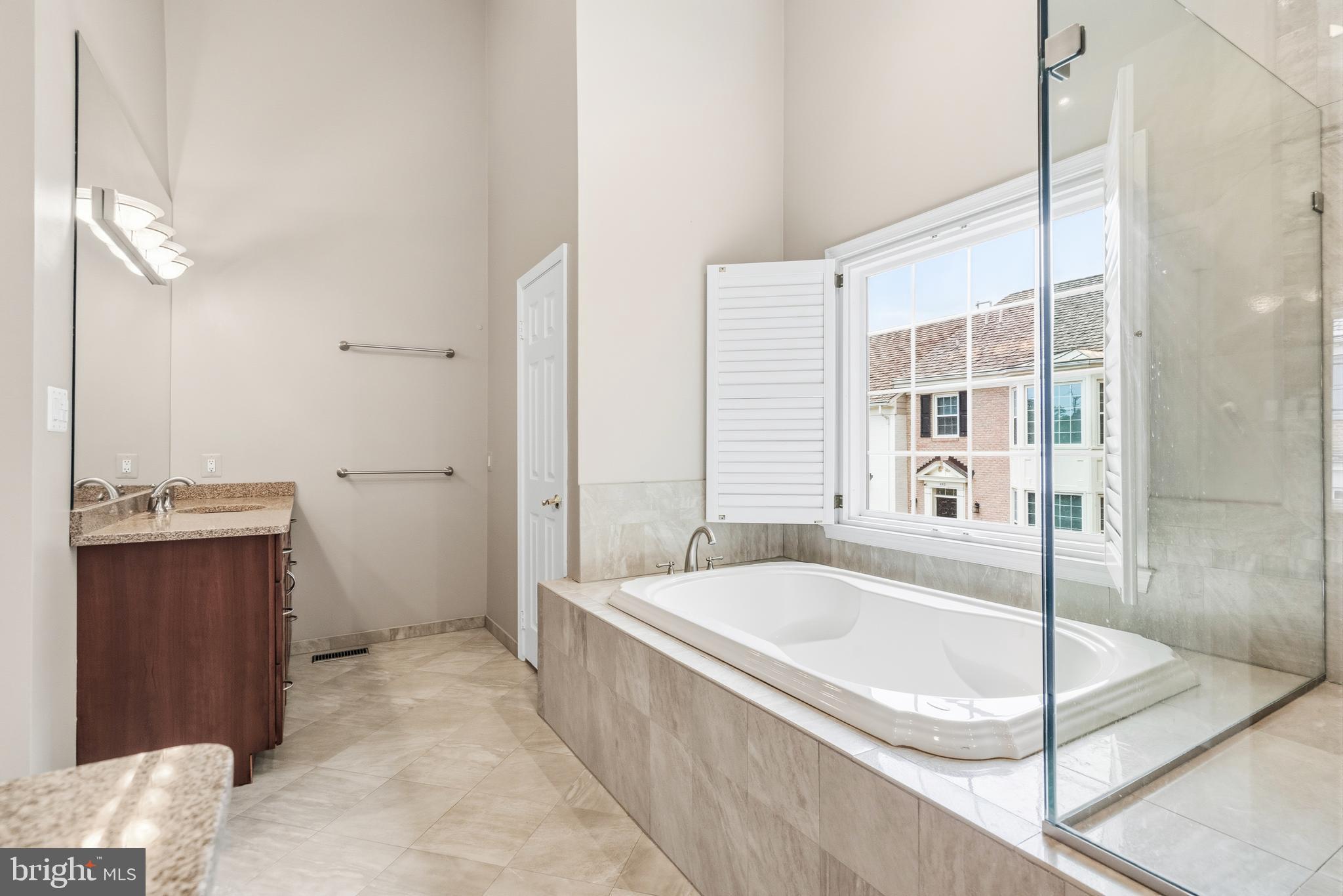 8015 Quarry Ridge Way Bethesda, MD 20817 - Photo 37 of 65