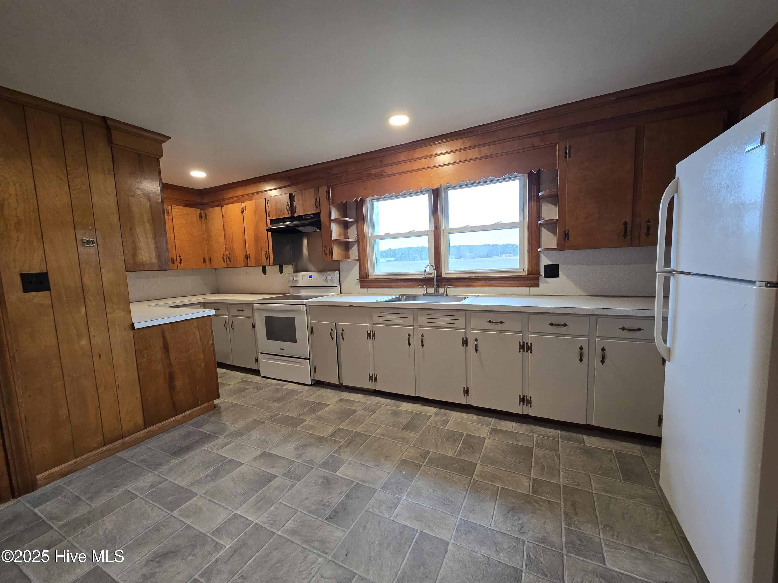 486 Folly Road Sunbury, NC 27979 - Photo 3 of 8 20250219_112913