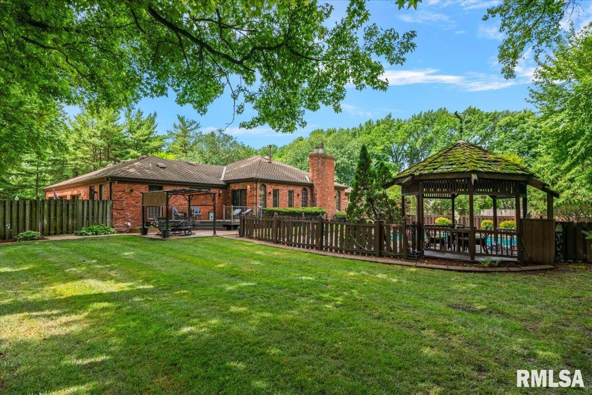 2223 Cardinal Drive Springfield, IL 62704 - Photo 73 of 92