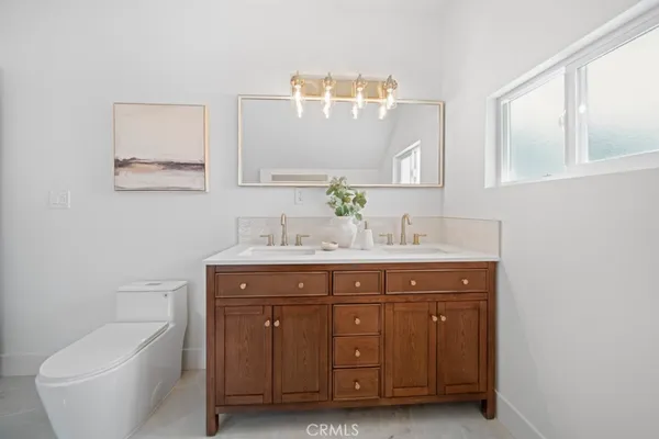 $1,699,000 | 1676 West 24th Street, Los Angeles, CA 90007