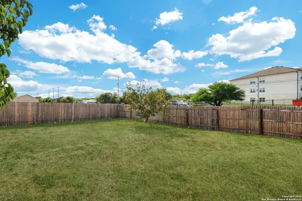 a view of a yard