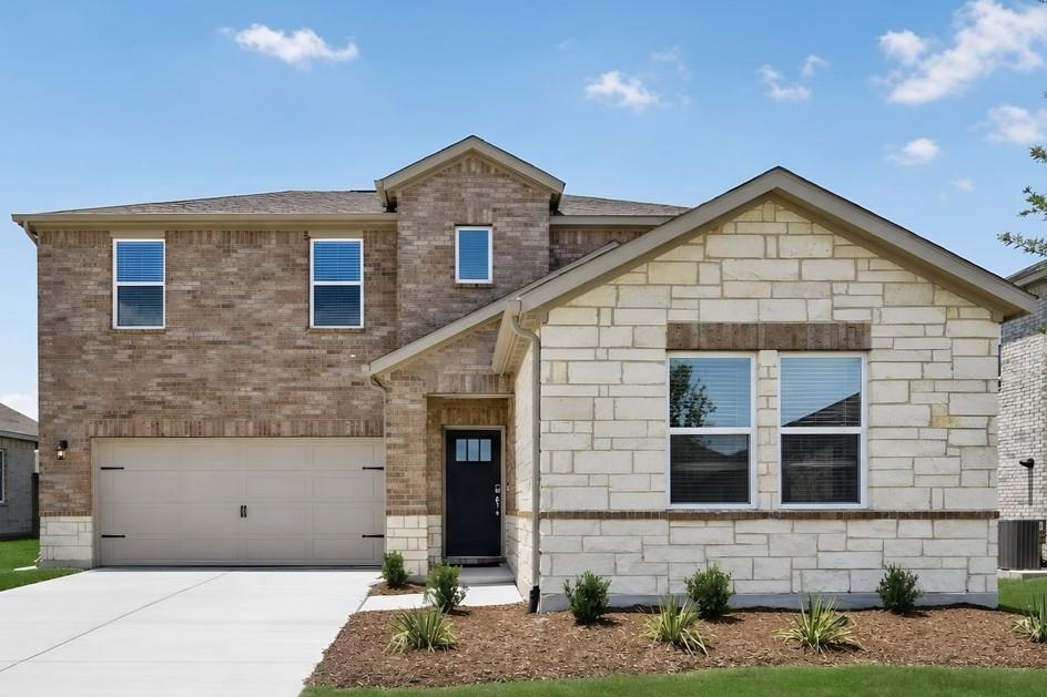 2620 Glacier Road ~ Ready Now!