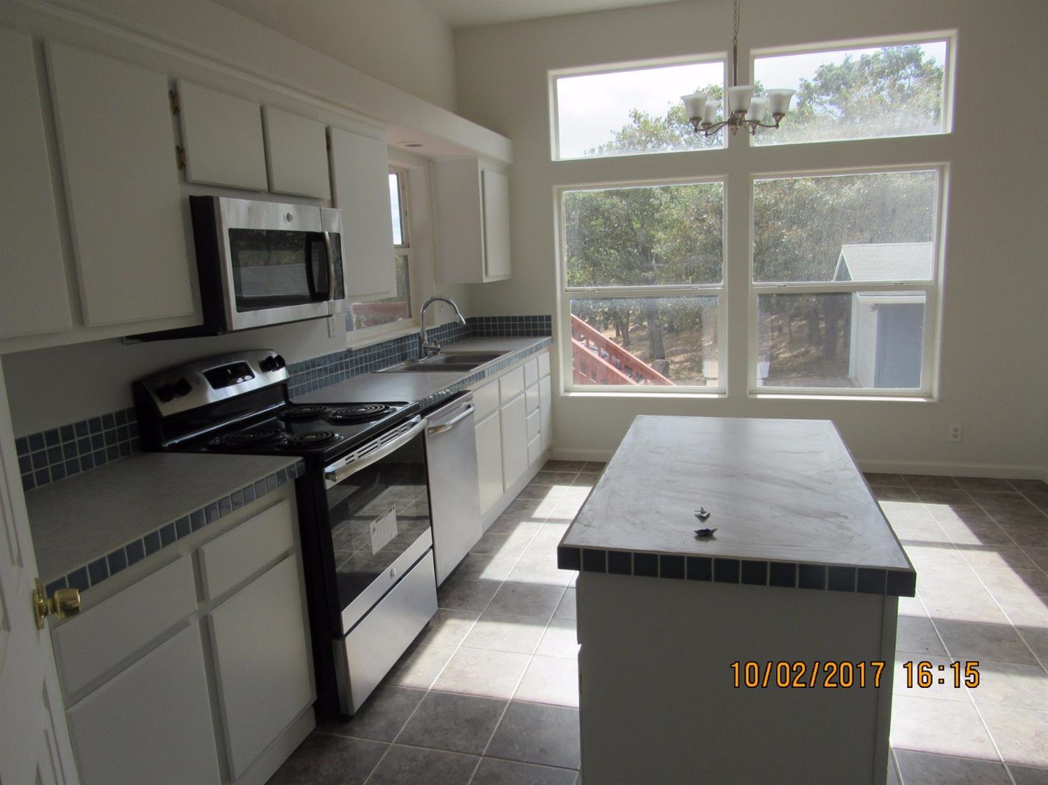 16053 Shiloh Road White City, OR 97503 - Photo 9 of 15 Additional Photo