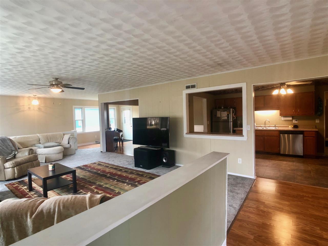 8394 North Kilbuck Road Monroe Center, IL 61052 - Photo 11 of 25 Gallery Image 11