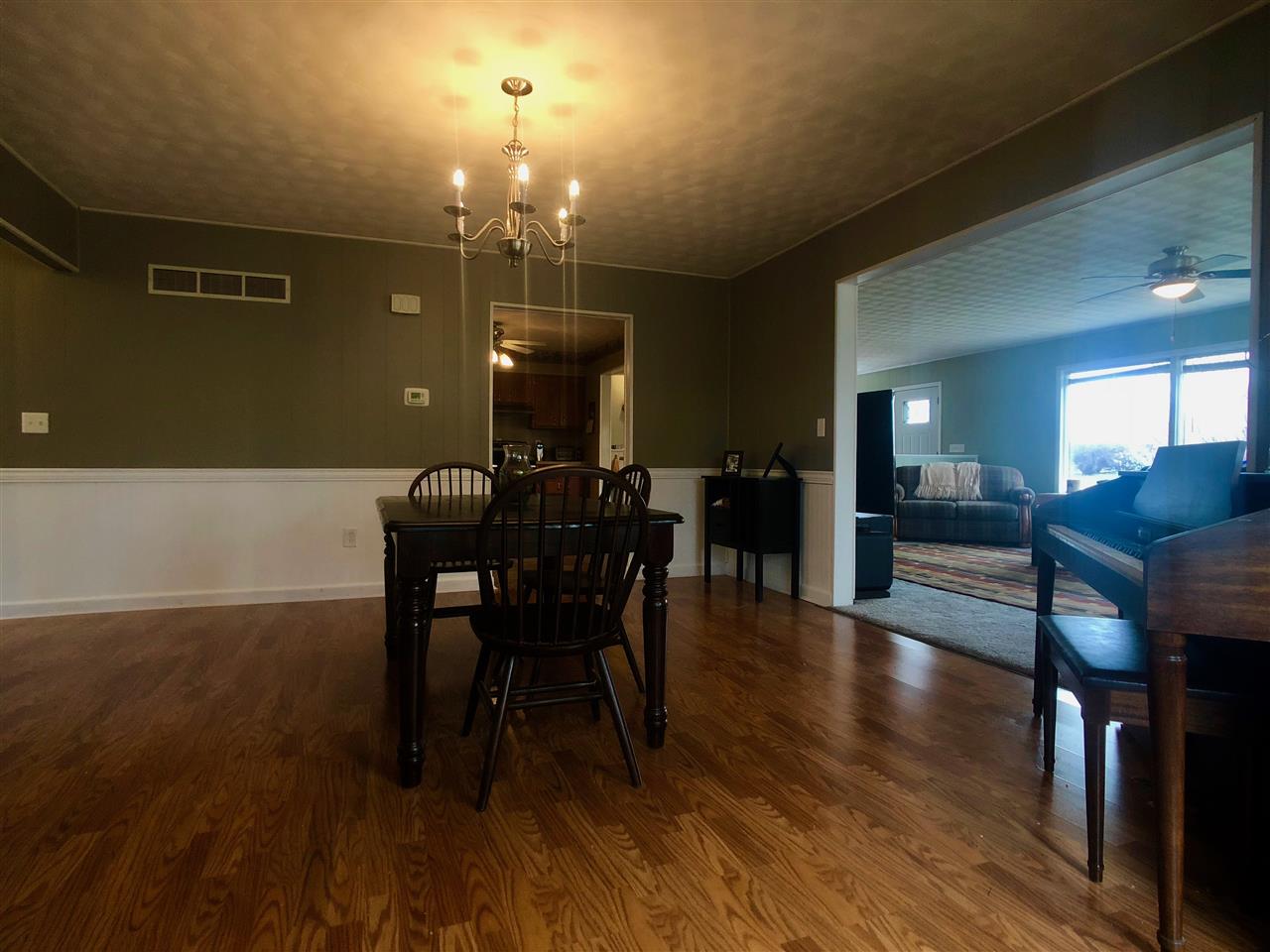8394 North Kilbuck Road Monroe Center, IL 61052 - Photo 17 of 25 Gallery Image 17