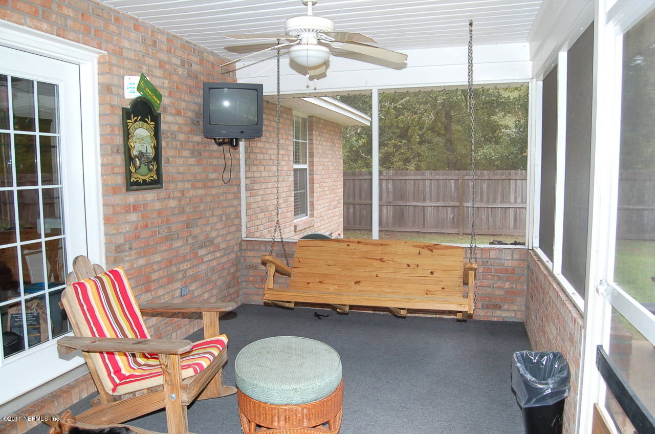 96035 Central Road Fernandina Beach, FL 32034 - Photo 12 of 16 Screened Patio