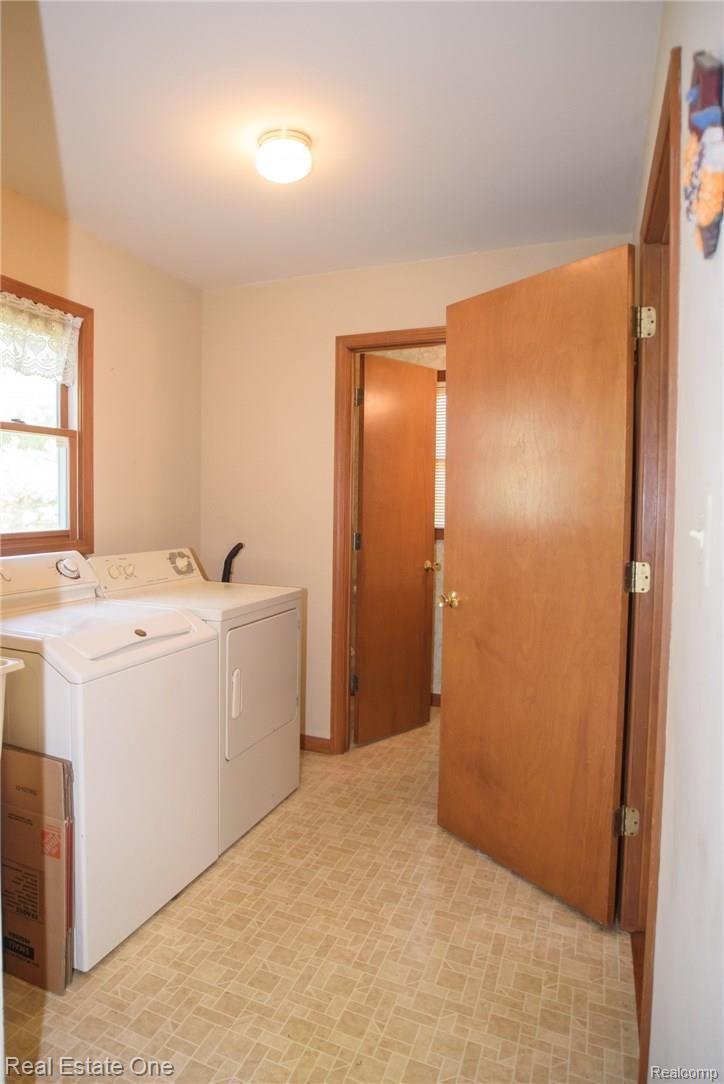 2130 Chase Lake Road Howell, MI 48855 - Photo 13 of 31 DSP_1171.jpg