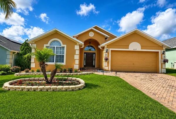 $2,300 | 227 Cambridge Avenue, Davenport, FL 33896