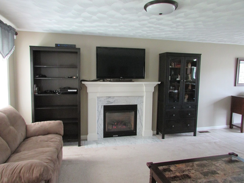 74 Cheyenne Road Worcester, MA 01606 - Photo 4 of 28 Gallery Image 4