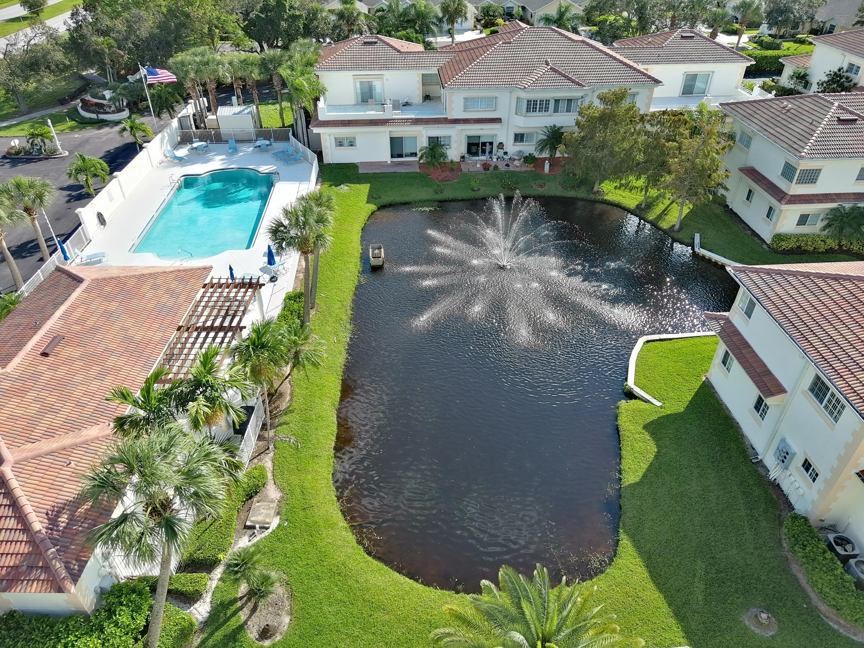 520 7th Square Southwest, Unit 201 Vero Beach, FL 32962 - Photo 42 of 46 an aerial view of a house