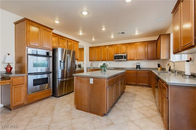 $900,000 | 7134 Mountain Den Avenue, Las Vegas, NV 89179