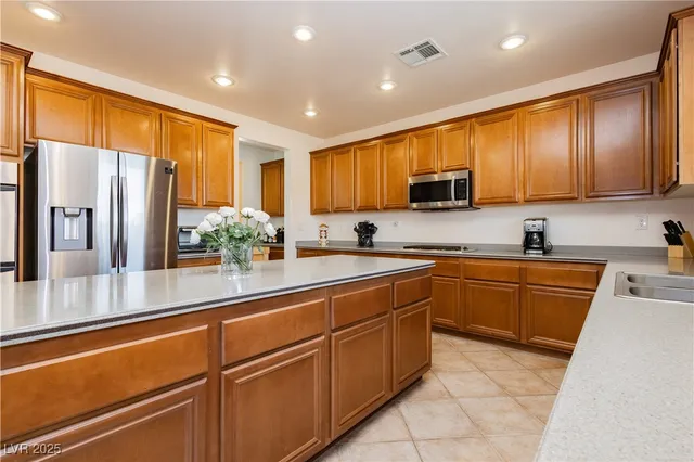 $900,000 | 7134 Mountain Den Avenue, Las Vegas, NV 89179