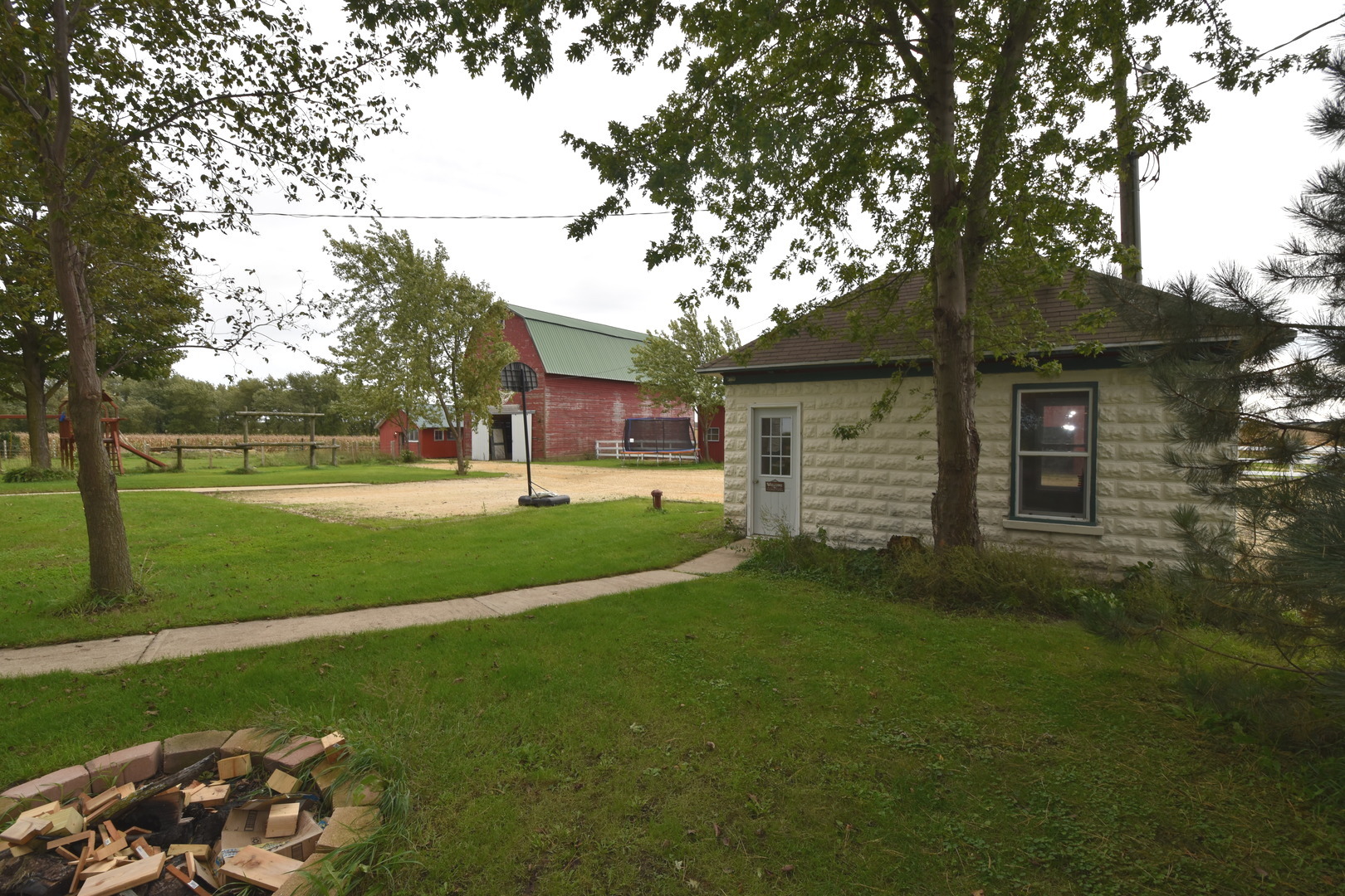 2956 Base Line Road Kirkland, IL 60146 - Photo 37 of 60