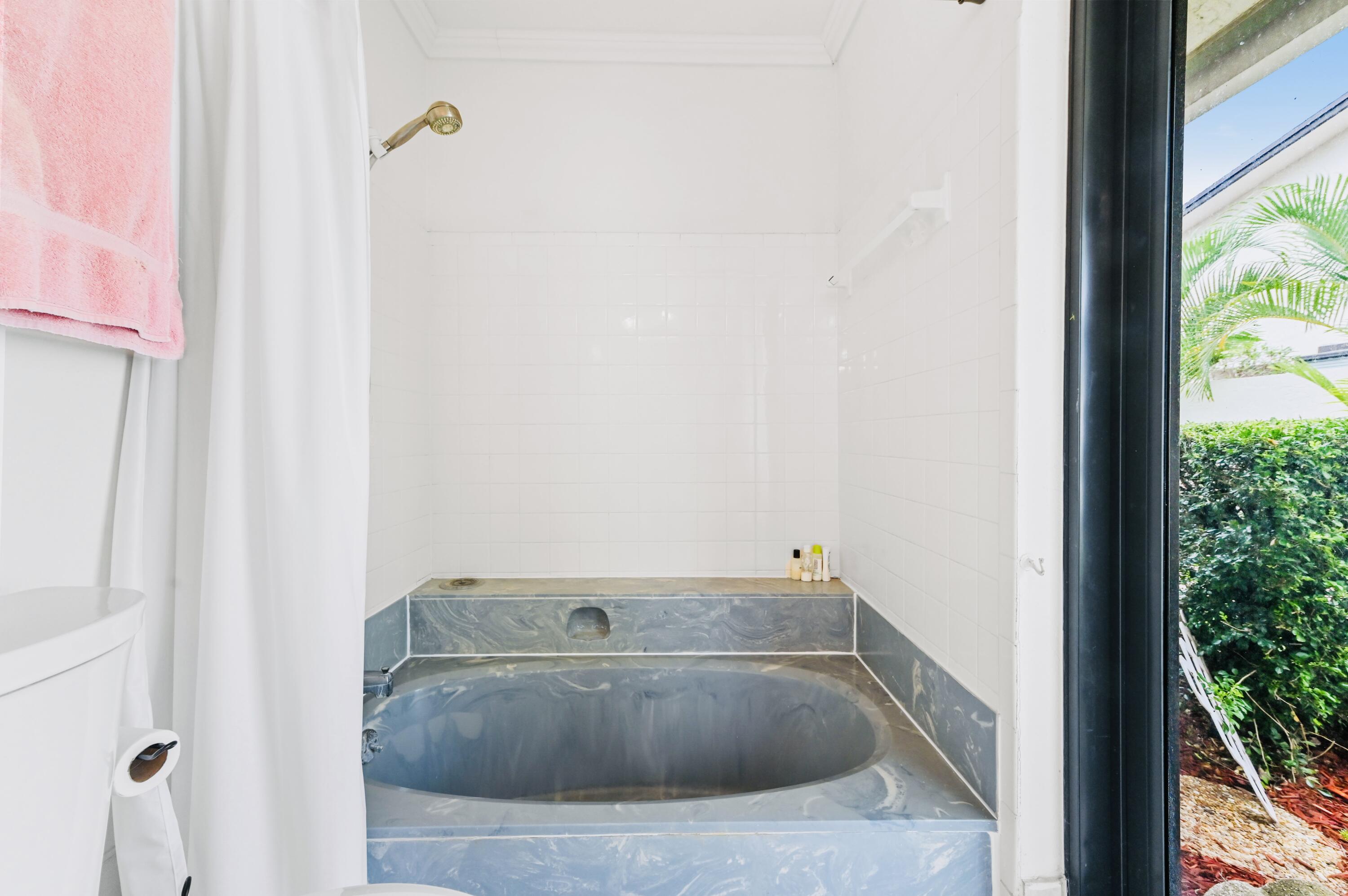 2749 Southwest 5th Street Delray Beach, FL 33445 - Photo 37 of 55 IMG_7868