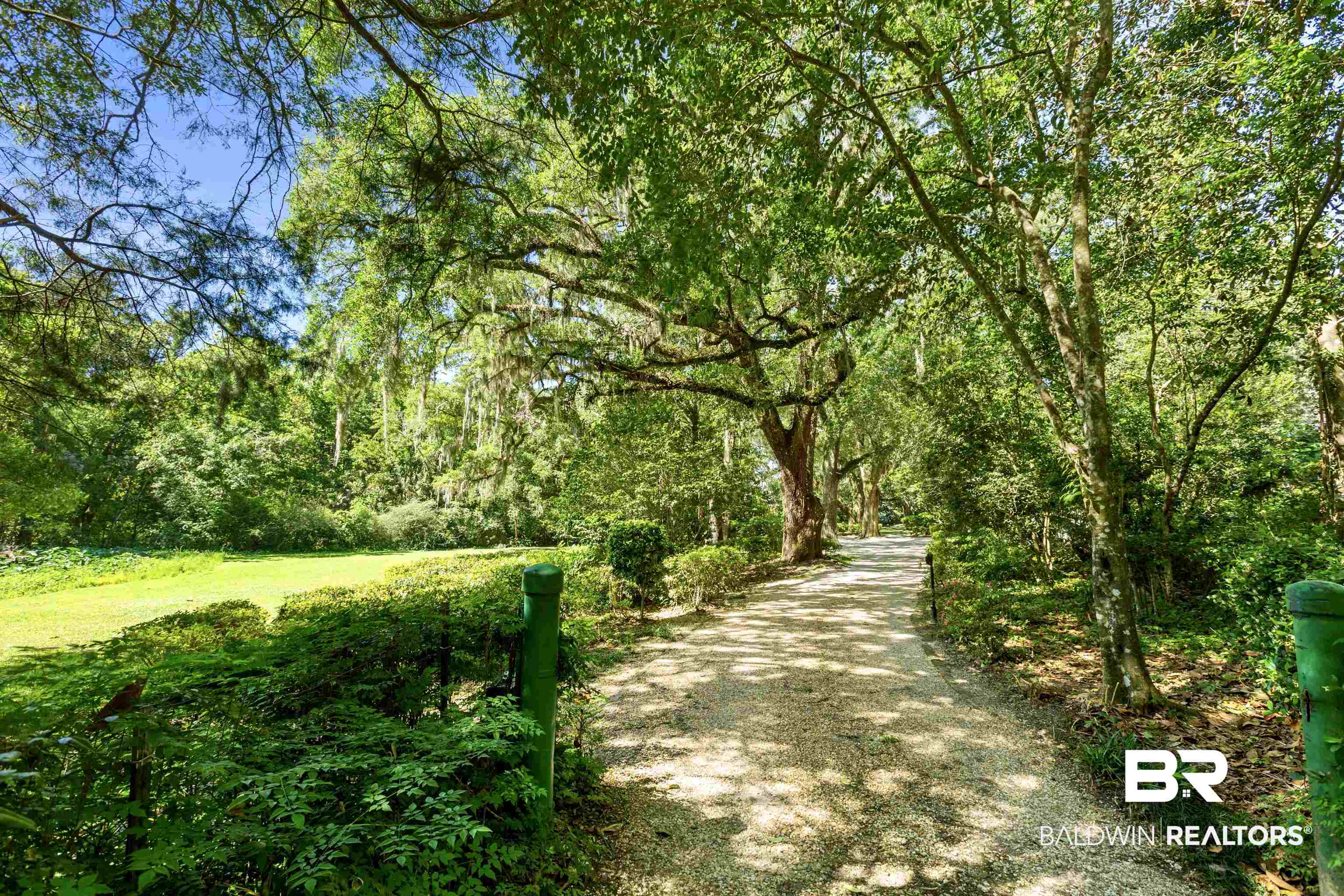 1007 Captain O'Neal Drive Daphne, AL 36526 - Photo 33 of 40