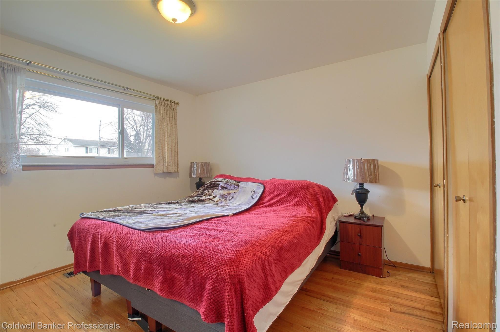 14115 Martin Road Warren, MI 48088 - Photo 14 of 28 14-Master Bedroom.jpg