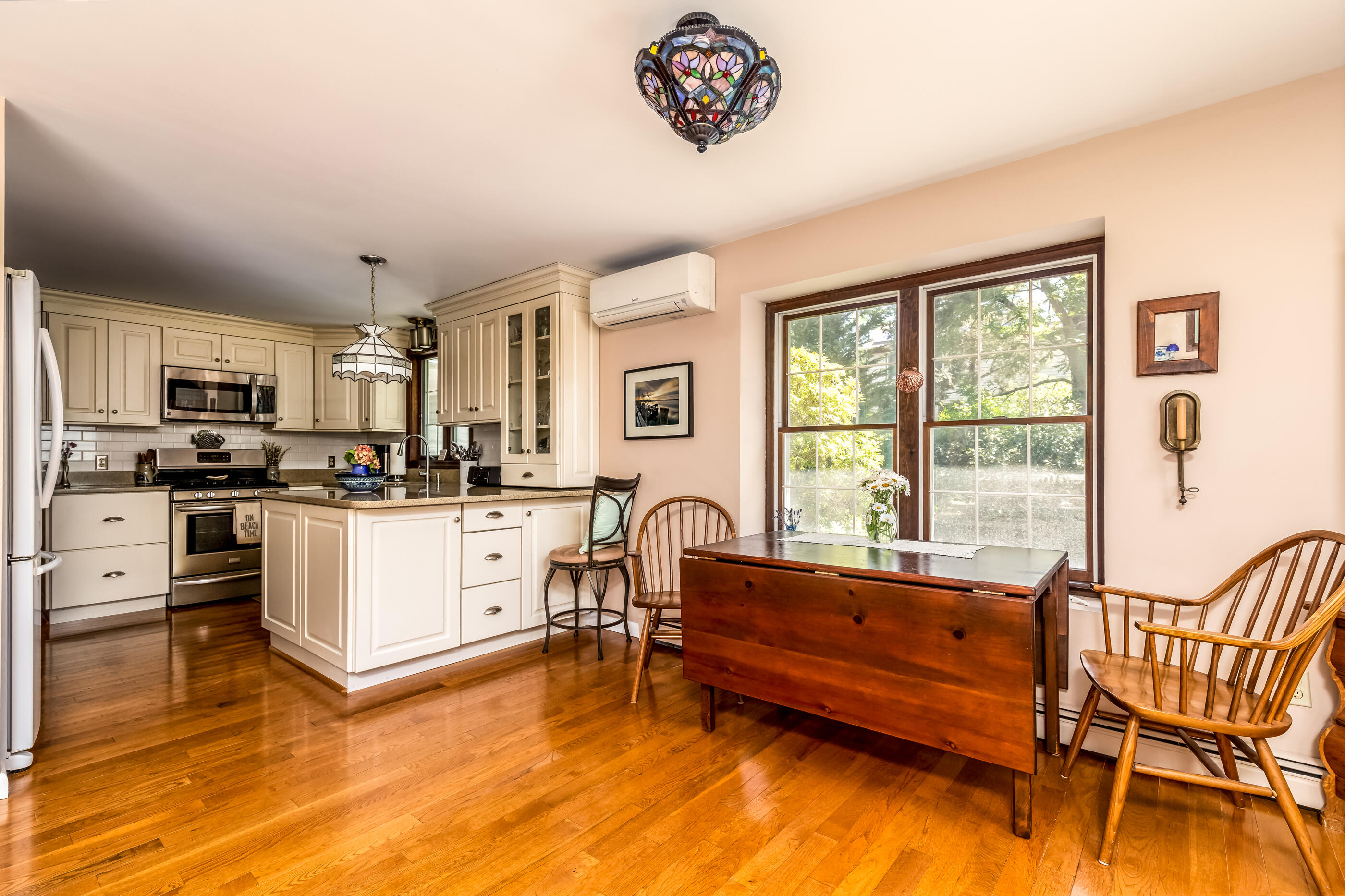 130 Pilgrim Spring Road Wellfleet, MA 02667 - Photo 12 of 39 25