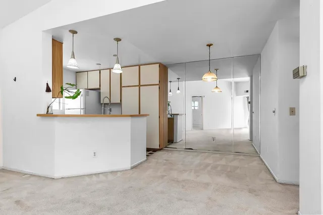 $575,000 | 7248 Camino Degrazia, Unit 297, San Diego, CA 92111