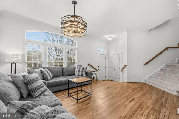 $790,000 | 43003 Golf View Drive, Chantilly, VA 20152